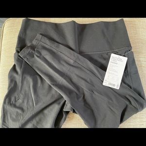 Athleta NWT Salutation Stash Pocket II Tight-Black Sz 1X